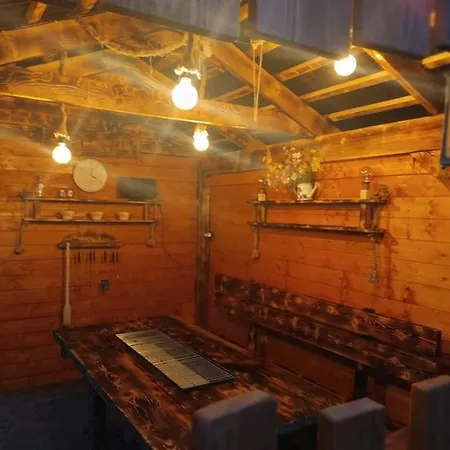 Alojamento de Turismo Selvagem Zbojnicka Drevenica 3 *