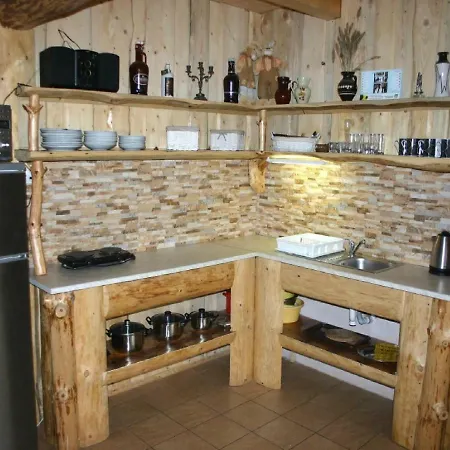 Zbojnicka Drevenica 3 Lodge *