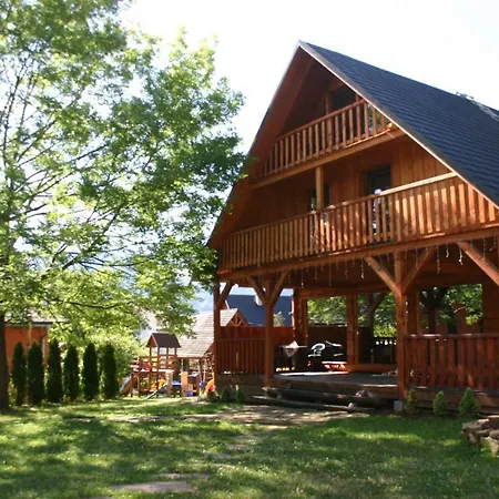 Zbojnicka Drevenica 3 Lodge